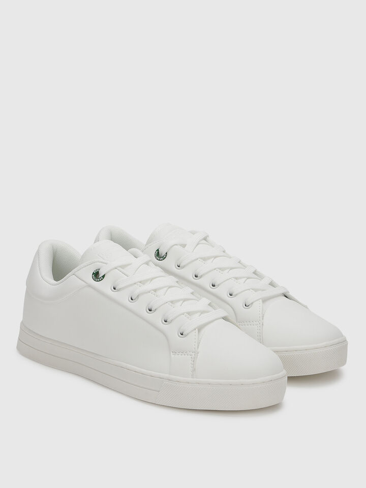 CORE CLASSIC SNEAKER image number 2